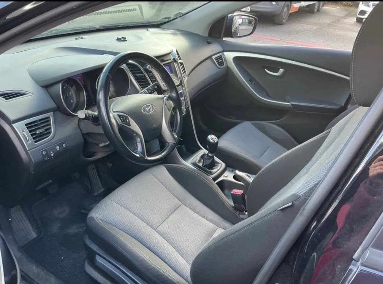 Hyundai i30, интериор